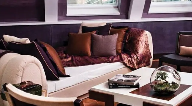 Esquire_Bed_Angle_640_x_355_(Page_Header_Horizontal_Right)_copy-1