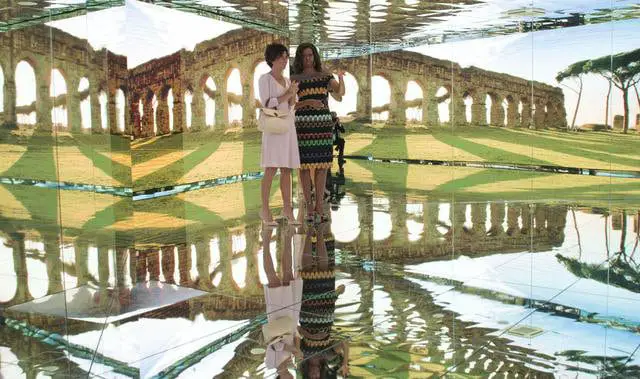 Agnese Renzi and Michelle Obama at the Italian Pavilion
