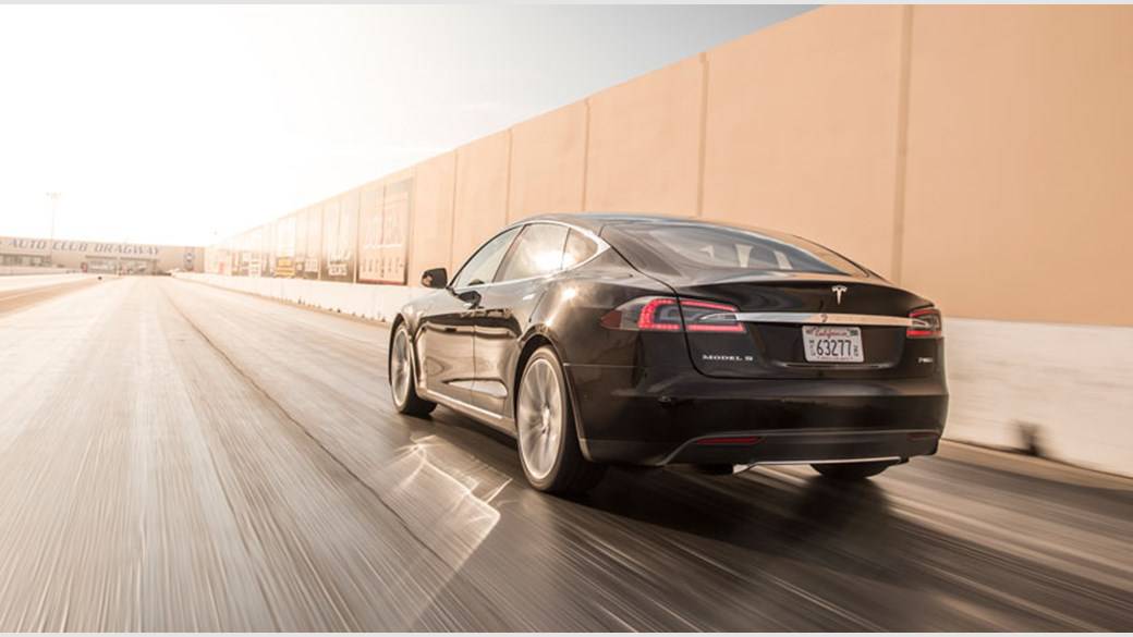 Ludicrous Beauty The Tesla Model S 2015 Eluxe Magazine