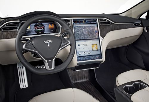 A Vegan Friendly Car 8 Reasons We Think Tesla Rocks Eluxe