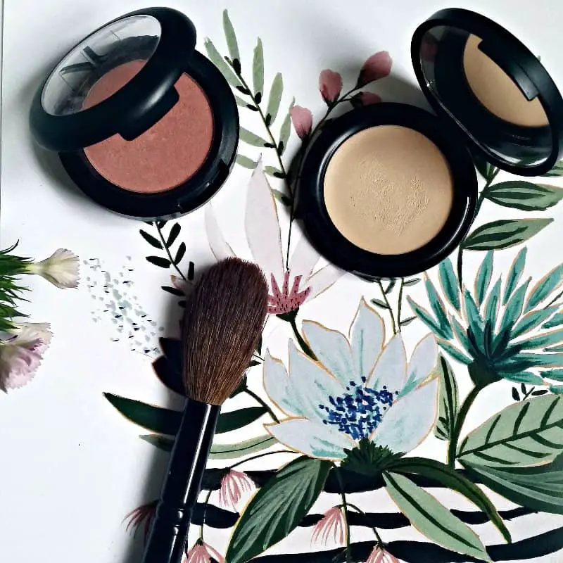 30+ Of The Best Natural Makeup Brands Ever! - Eluxe Magazine