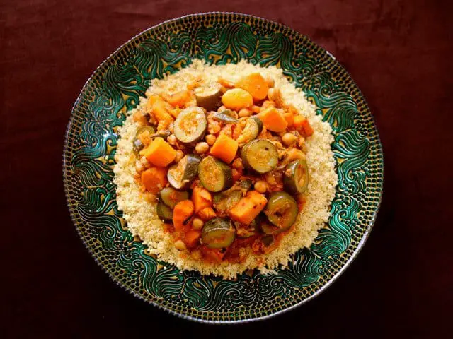 moroccan-style-vegetable-couscous-2-640x480