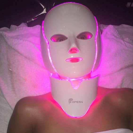 LED Light Therapy Skincare Trend 