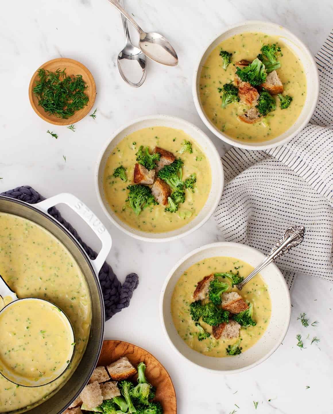 vegan broccoli cheese soup recipe