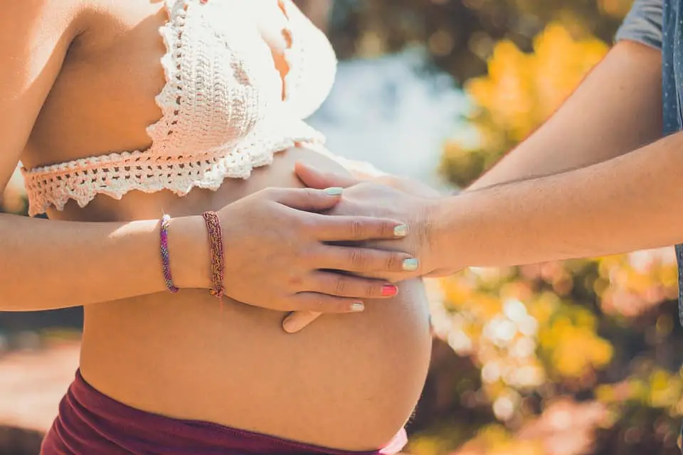 weird things that happen to your body after childbirth