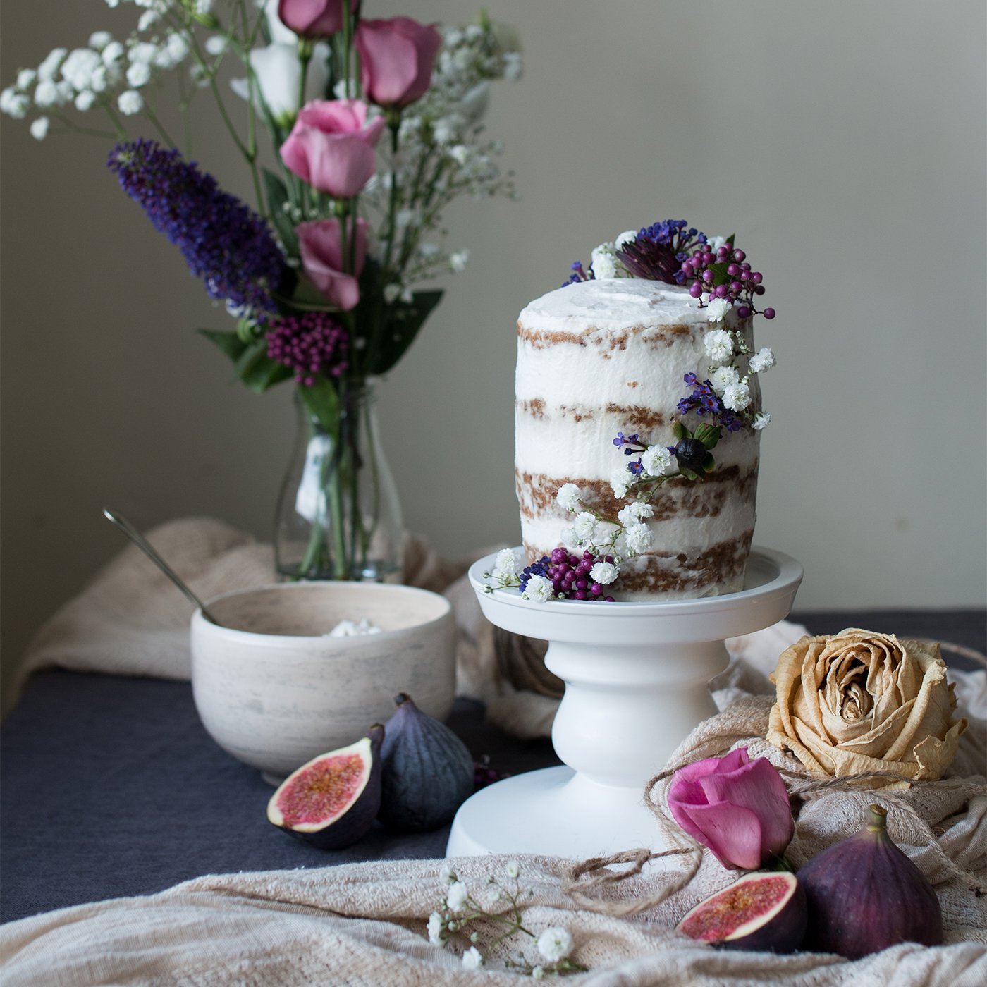 vegan-wedding-cake-recipes-to-wow-guests-eluxe-magazine