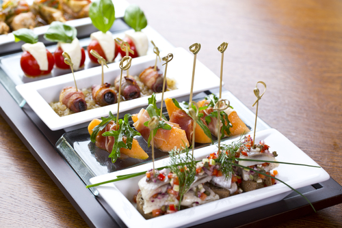 20 Easy Vegan Tapas Recipes: Spain In Your Home! - Eluxe Magazine