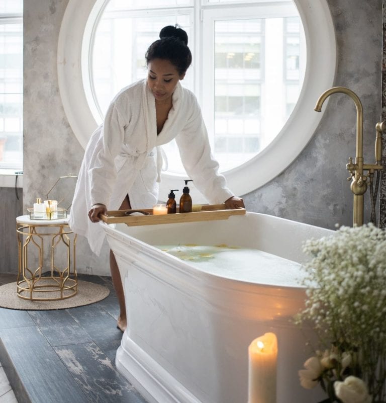 Organic Bathrobes For Cozy Nights In 2024 Eluxe Magazine