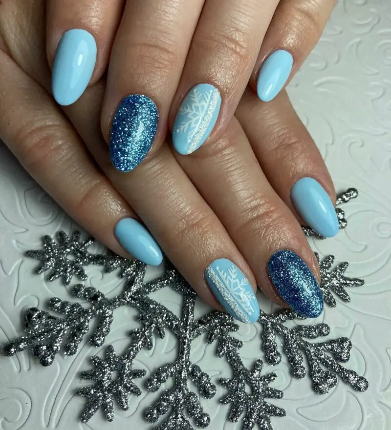 blue frost nails