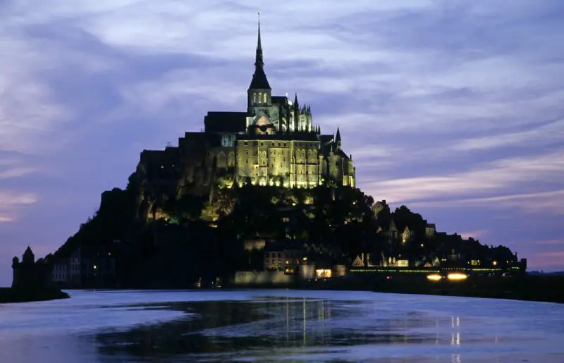 Why Day Trips To Normandy Are Trending