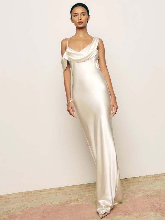 vintage style wedding gown