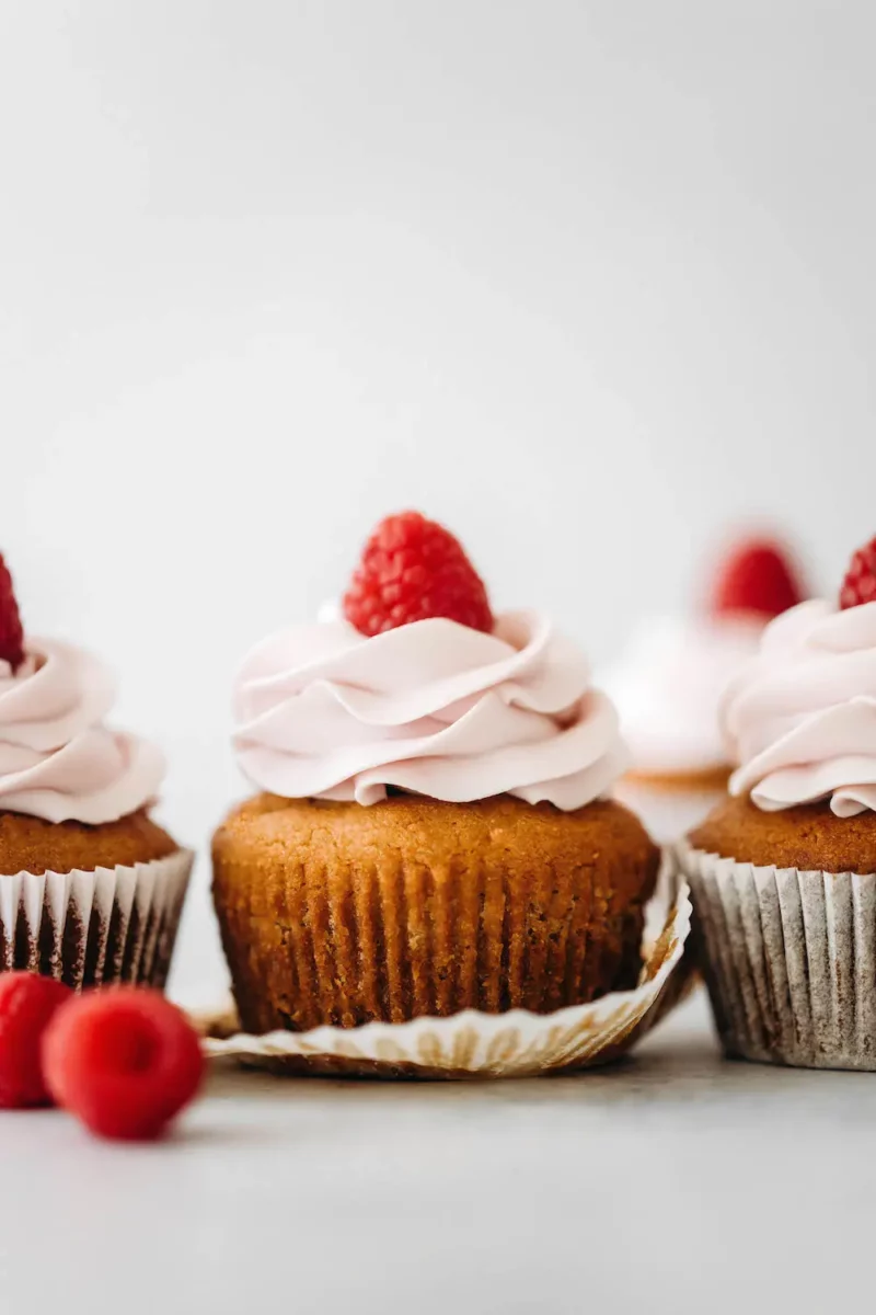paleo vegan Vanilla Cupcakes
