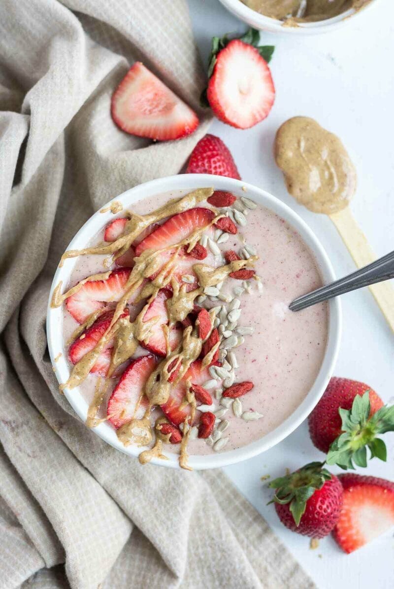 PB & J Smoothie Bowl