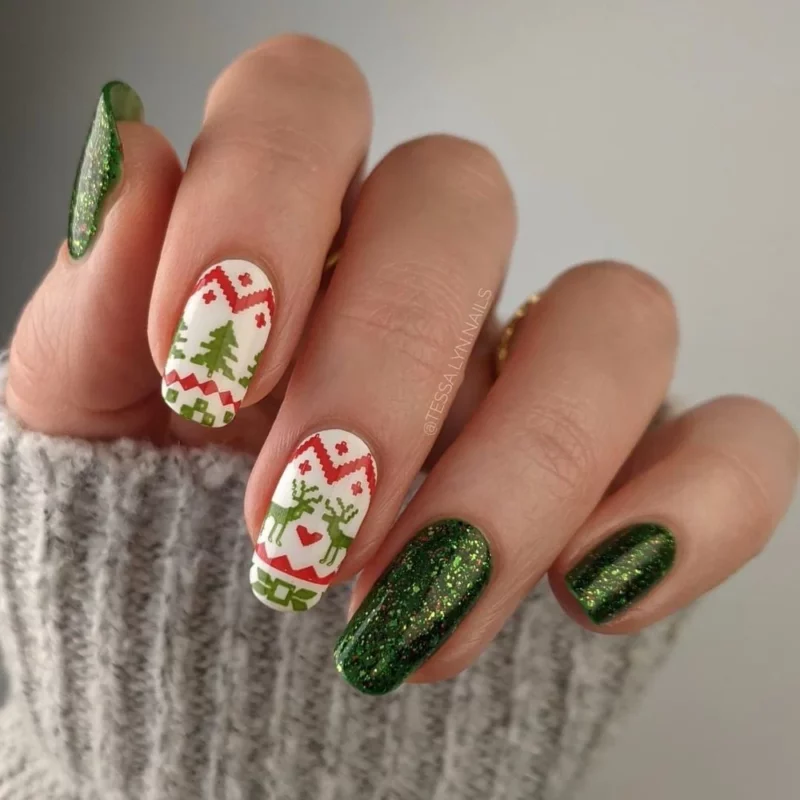 Nail Looks For The Holidays