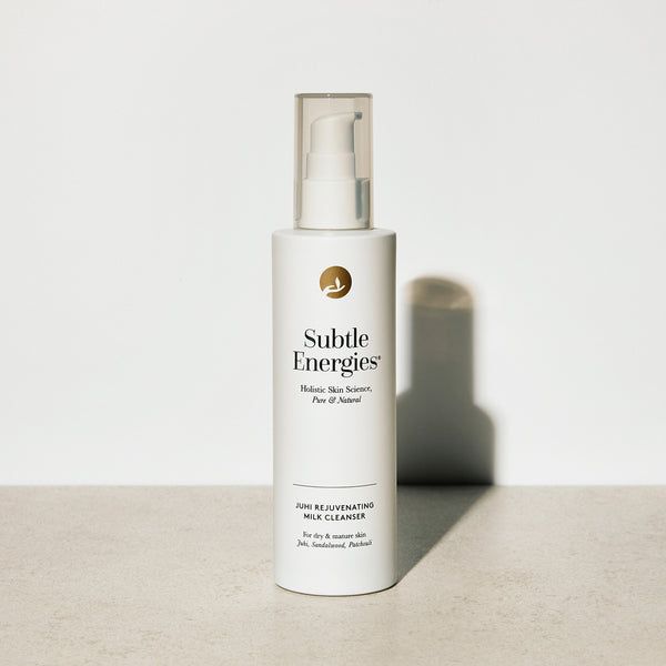 Juhi Replenishing Milk Cleanser 